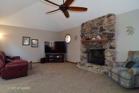 325 Bryce Ct, Bartlett, IL 60103 photo 7