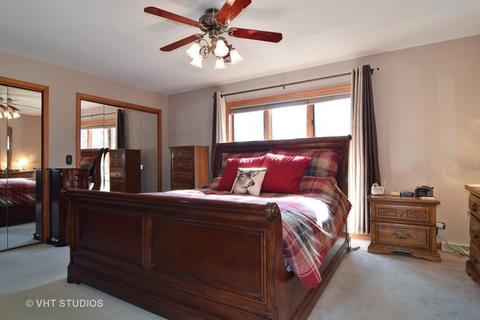 325 Bryce Ct, Bartlett, IL 60103 photo 9