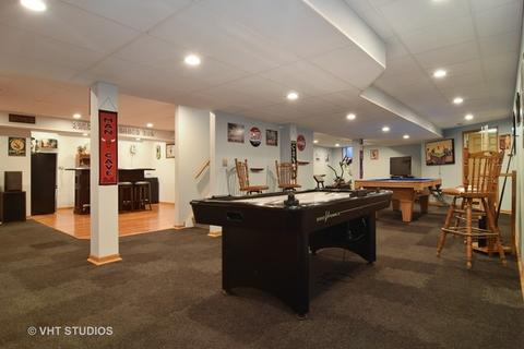 325 Bryce Ct, Bartlett, IL 60103 photo 8