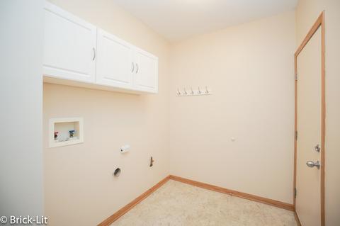 5110 Freeport Dr, Plainfield, IL 60586 photo 17