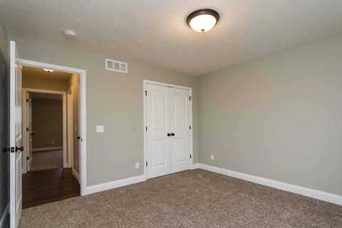 3902 Slate Dr, Champaign, IL 61822 photo 24