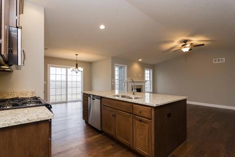 3902 Slate Dr, Champaign, IL 61822 photo 9