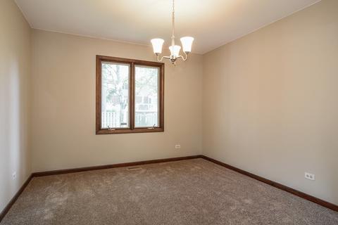 4560 Tall Oaks Ln, Rolling Meadows, IL 60008 photo 5