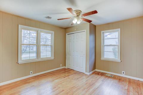 607 E Broadway St, Tolono, IL 61880 photo 16