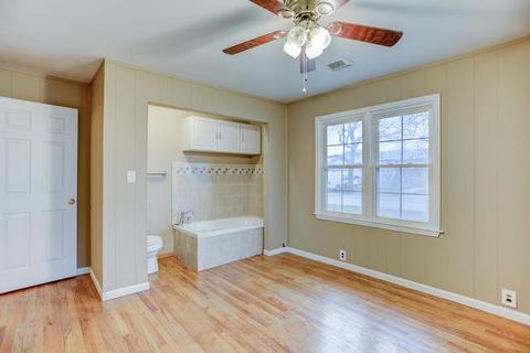 607 E Broadway St, Tolono, IL 61880 photo 17
