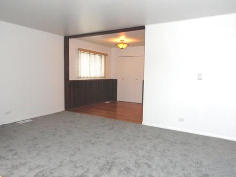 206 Sarah Ct, Wheeling, IL 60090 photo 6