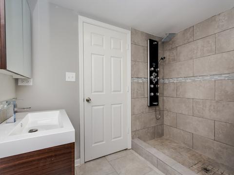 614 E 100th Pl, Chicago, IL 60628 photo 7