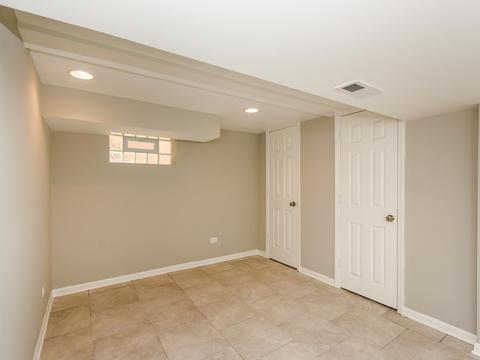 614 E 100th Pl, Chicago, IL 60628 photo 13