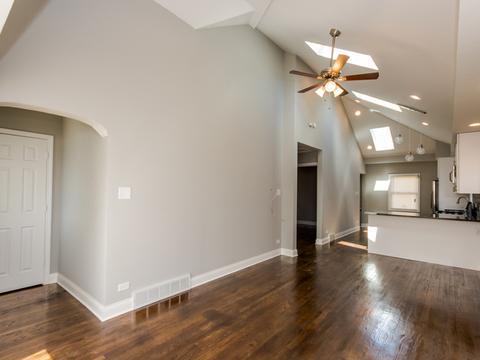 614 E 100th Pl, Chicago, IL 60628 photo 5