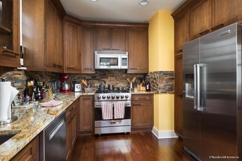 1105 Irving Ave, Wheaton, IL 60187 photo 11