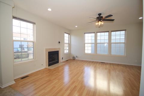 1751 Ellington Dr, Aurora, IL 60503 photo 7