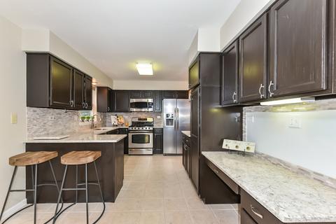 71 Cold Spring Ct, Aurora, IL 60506 photo 6