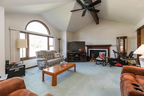 280 Hillcrest Ln, Steger, IL 60475 photo 2
