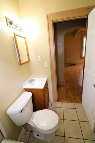 704 North Ave, Aurora, IL 60505 photo 12