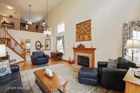 381 Bay Dr, Itasca, IL 60143 photo 3
