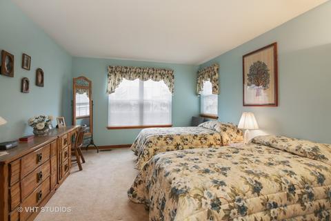 381 Bay Dr, Itasca, IL 60143 photo 13
