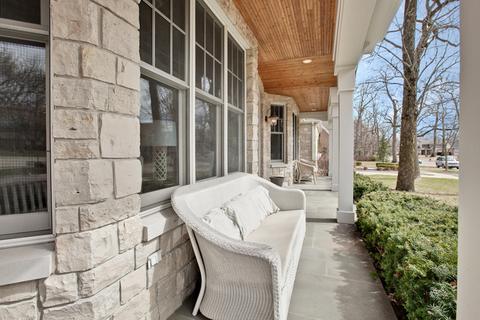 206 E Washington Ave, Lake Bluff, IL 60044 photo 2