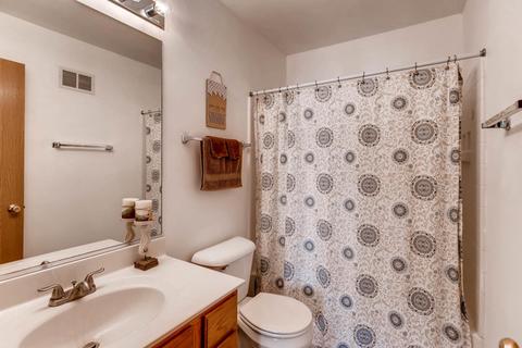 936 Symphony Dr, Aurora, IL 60504 photo 8