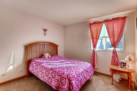936 Symphony Dr, Aurora, IL 60504 photo 9