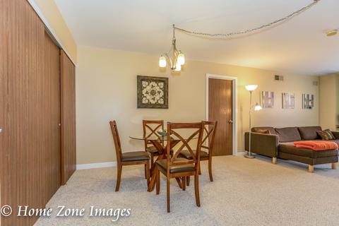 3255 Kirchoff Rd #313, Rolling Meadows, IL 60008 photo 4