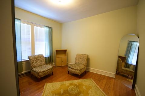 1036 Hill Ave, Elgin, IL 60120 photo 11