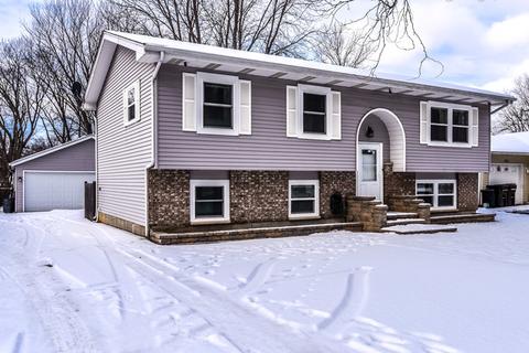 1719 Highview Ave, Mchenry, IL 60050 photo 1