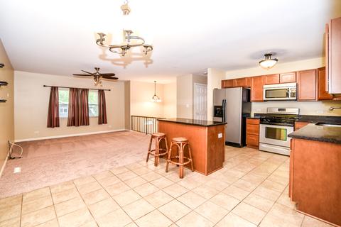 1719 Highview Ave, Mchenry, IL 60050 photo 11