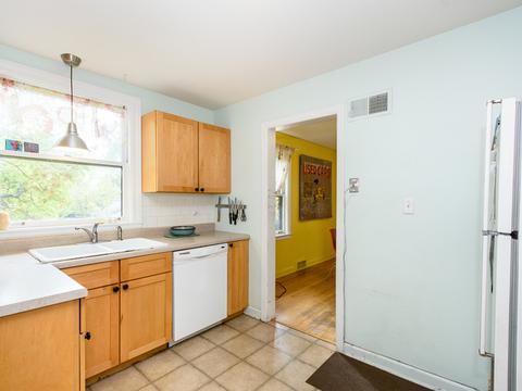 1210 Dobson St, Evanston, IL 60202 photo 9