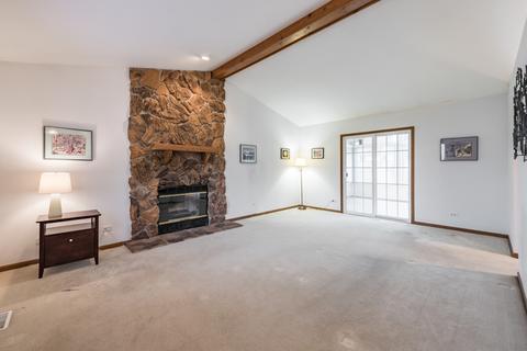 1402 Elm St, Wheaton, IL 60189 photo 4