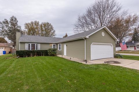 1402 Elm St, Wheaton, IL 60189 photo 1