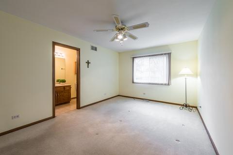 1402 Elm St, Wheaton, IL 60189 photo 14