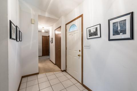 1402 Elm St, Wheaton, IL 60189 photo 3