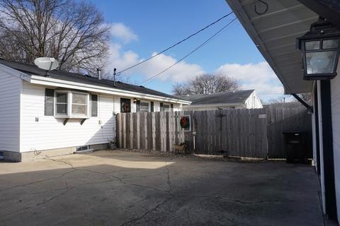 417 Broadmeadow Rd, Rantoul, IL 61866 photo 5