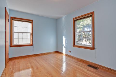 17 N Maple St, Mount Prospect, IL 60056 photo 13
