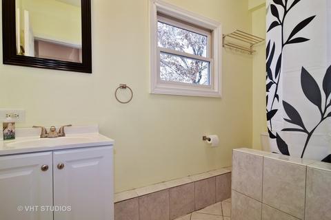 760 Orange St, Elgin, IL 60123 photo 8