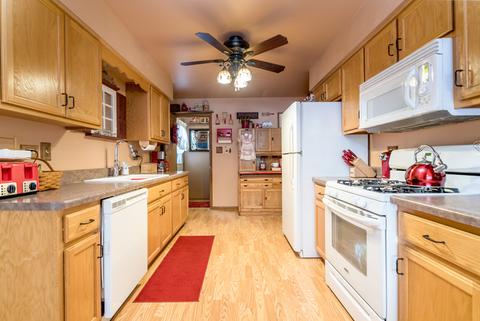 6611 Irma Harvey Ln, Plainfield, IL 60586 photo 4