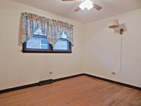 7717 Massasoit Ave, Burbank, IL 60459 photo 8
