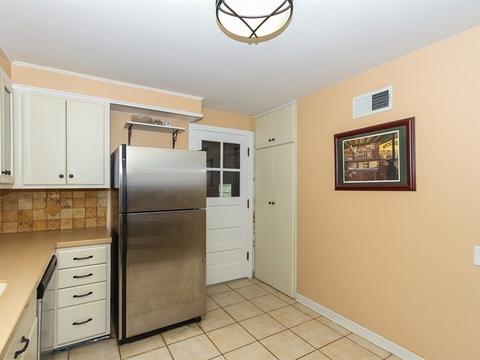1187 Cedar Ave, Elgin, IL 60120 photo 7