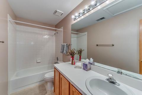 135 Millers Xing, Itasca, IL 60143 photo 17
