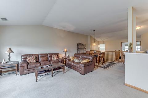 135 Millers Xing, Itasca, IL 60143 photo 8