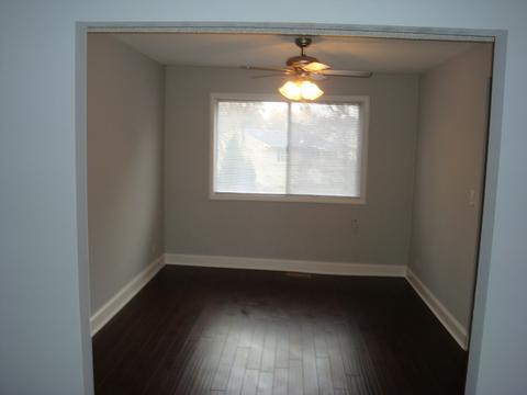 16 Joslyn Dr, Elgin, IL 60120 photo 9