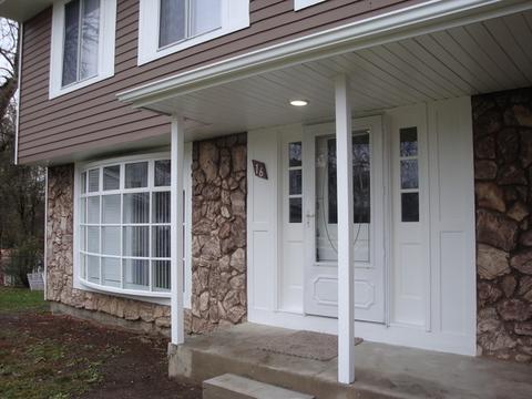 16 Joslyn Dr, Elgin, IL 60120 photo 2