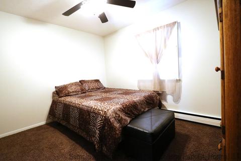 102 College Park Ct, Normal, IL 61761 photo 8