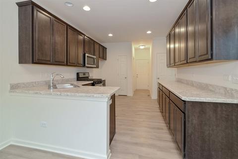 5100 Monroe St, Matteson, IL 60443 photo 3