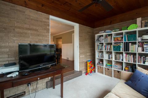 1013 James Ct, Wheaton, IL 60189 photo 12