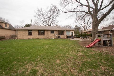 1013 James Ct, Wheaton, IL 60189 photo 25