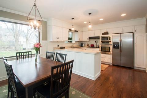 1013 James Ct, Wheaton, IL 60189 photo 11