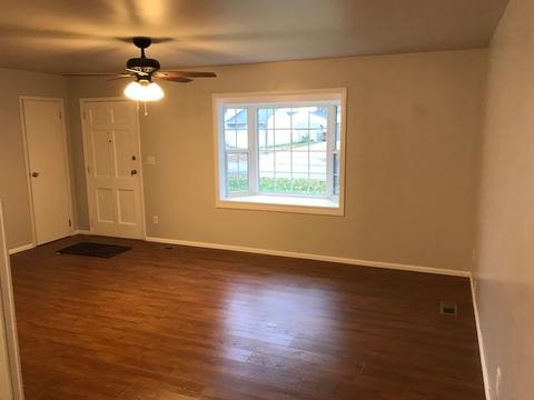 1006 Centennial Dr, Champaign, IL 61821 photo 2