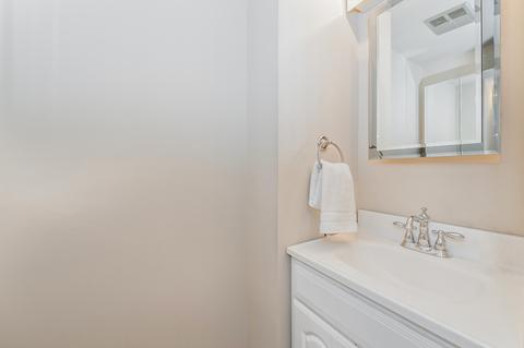1663 Monticello Ct #C, Wheaton, IL 60189 photo 7