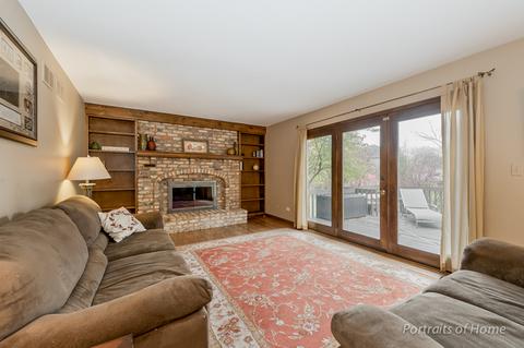 555 Longfellow Dr, Wheaton, IL 60189 photo 9